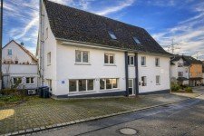 Hauptbild Großzügige EG-Wohnung mit Terrasse & Stellplätzen in ruhiger Lage von Steinen-Hüsingen