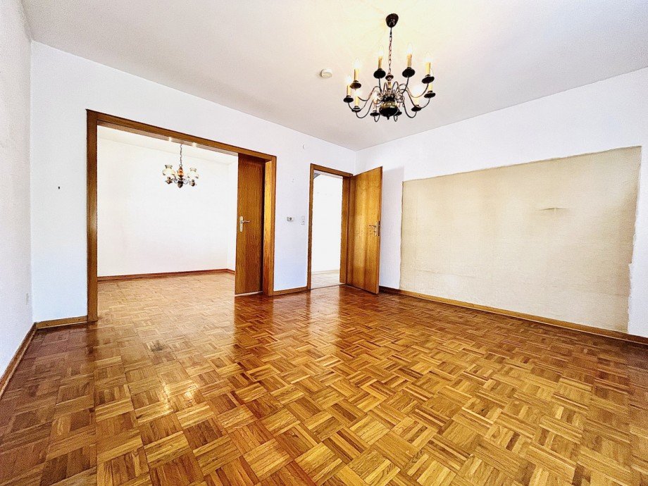 Wohnzimmer OG Einfamilienhaus Ro�dorf