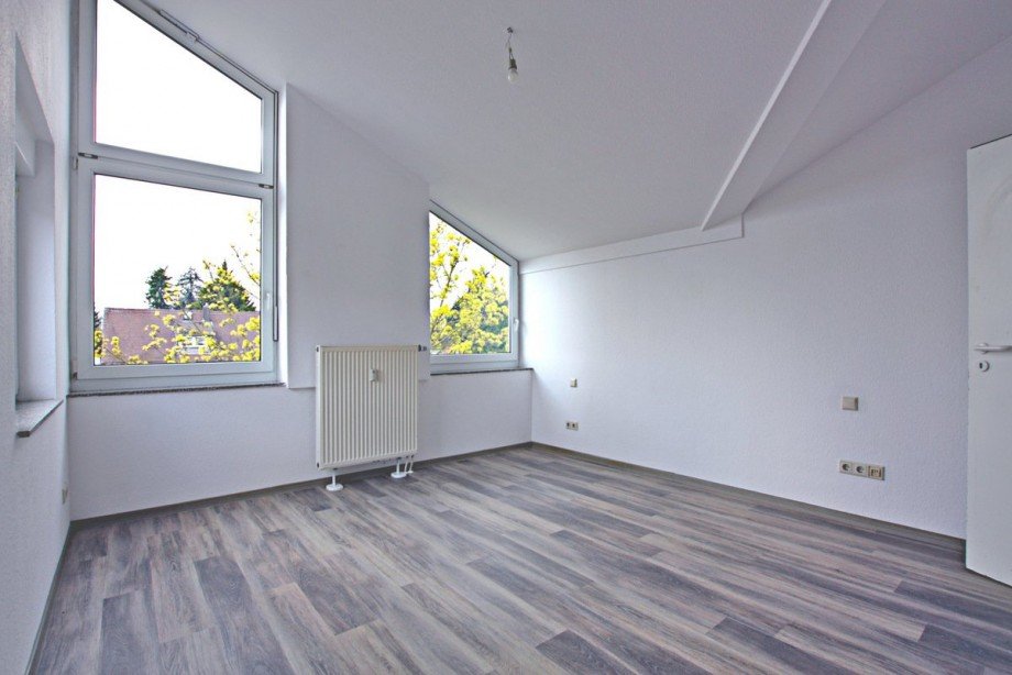Schlafzimmer 2 DG Maisonettewohnung Gro�-Zimmern