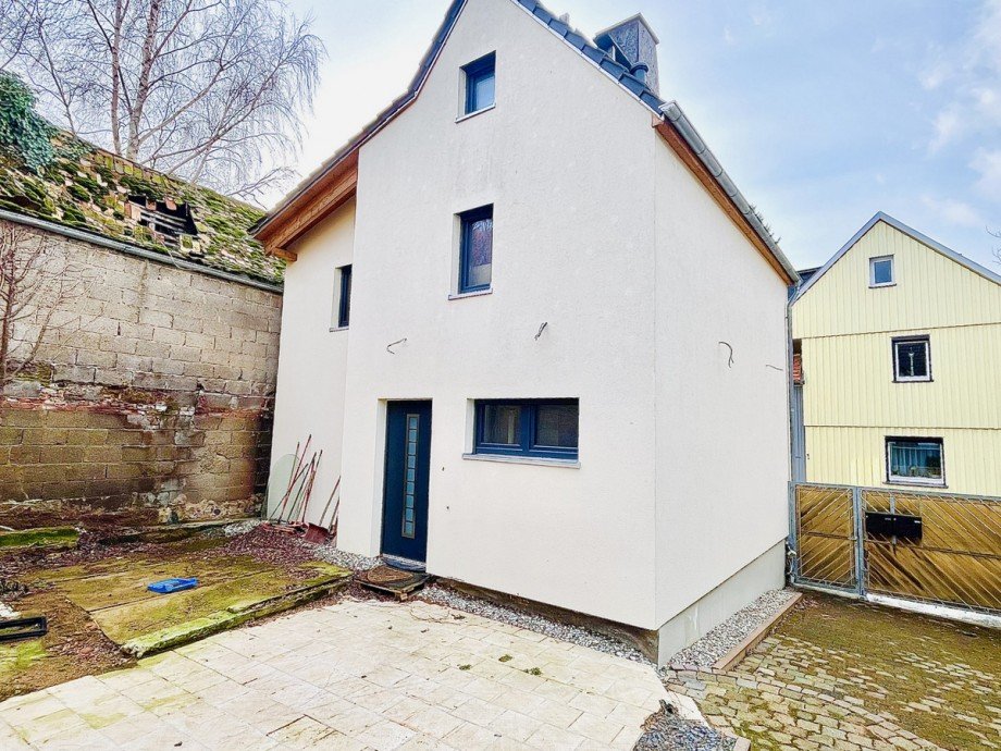 R�ckseite mit Eingang Einfamilienhaus Otzberg/Habitzheim