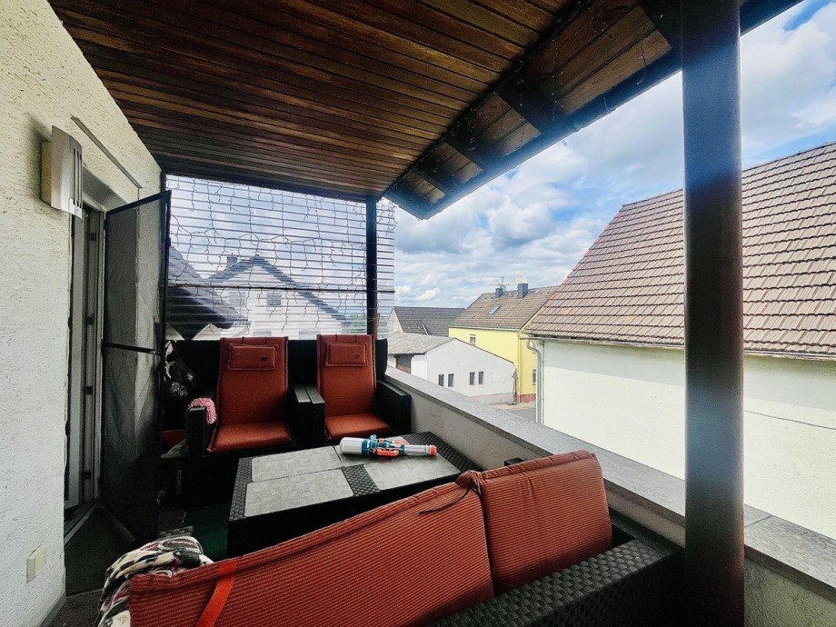 Balkon OG Mehrfamilienhaus Gro�-Umstadt