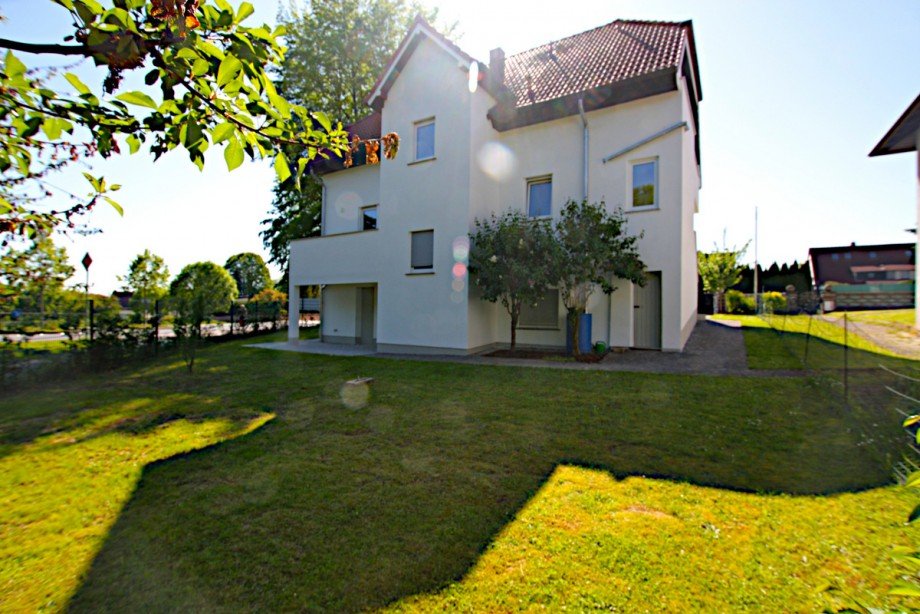 R�ckseite vom Garten aus Einfamilienhaus Reinheim