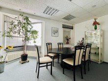 Besprechungsraum Attraktive Kapitalanlage: Moderne B�roeinheit in Gro�-Zimmern