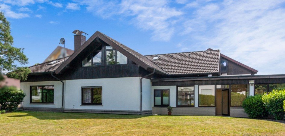 Ansicht Gartenseite Einfamilienhaus Sulzbach