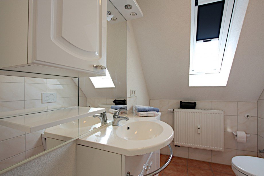 Badezimmer Dachgeschosswohnung Gro�-Zimmern