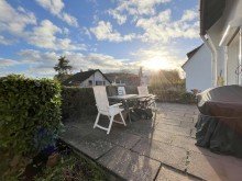Terrasse Renovierungsbed�rftiges Ein- Zweifamilienhaus mit Fernblick in Ro�dorf