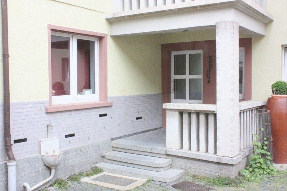 Hauseingang Erdgeschosswohnung Reinheim