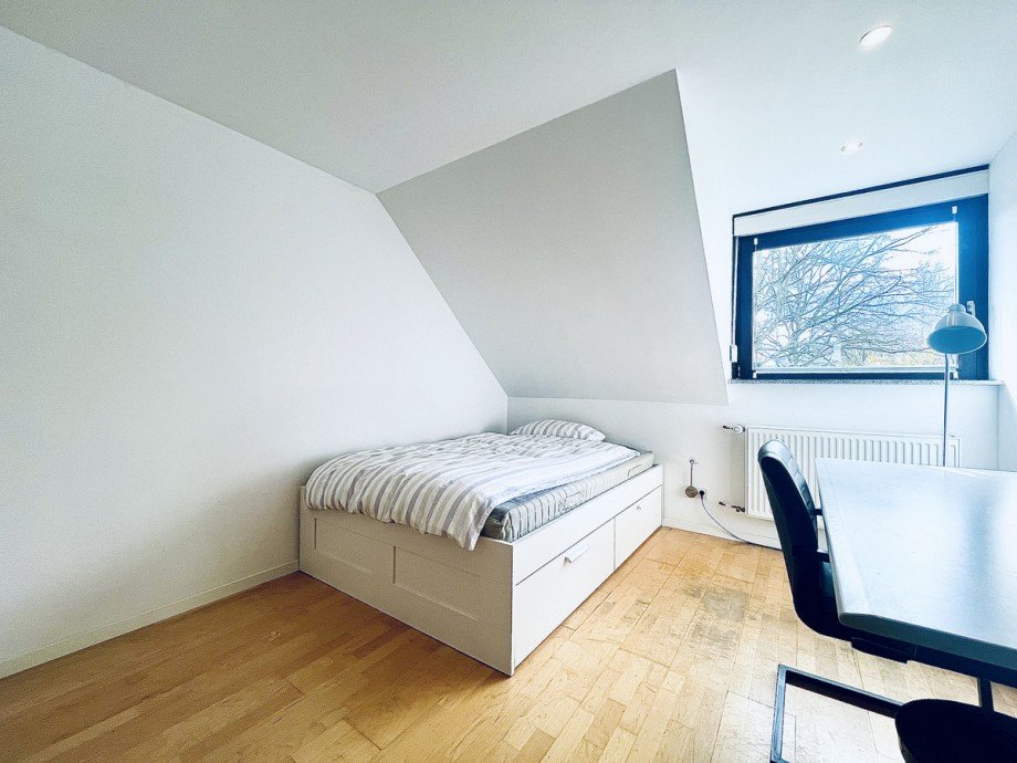 Schlafzimmer 2 Dachgeschosswohnung Gro�-Zimmern