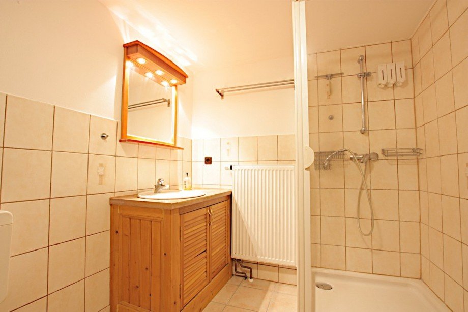 Bad im OG Mehrfamilienhaus Otzberg