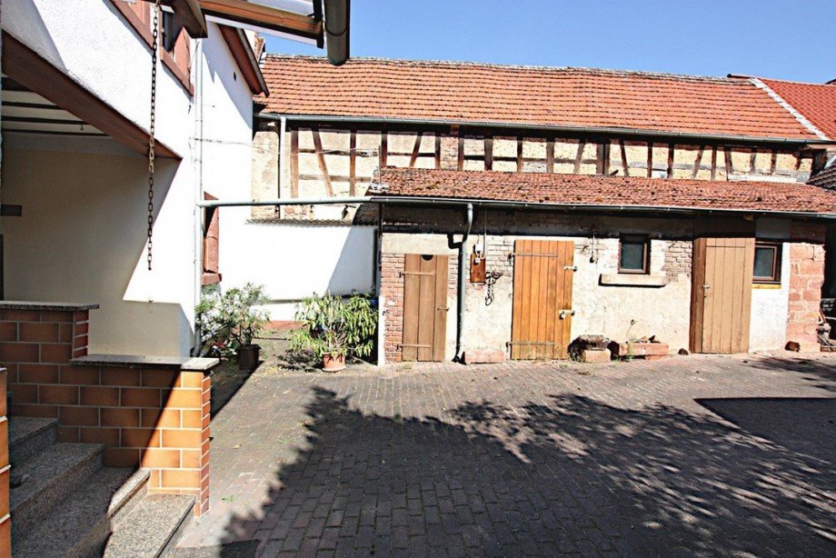 Nebengeb�ude/St�lle Einfamilienhaus Klein-Umstadt