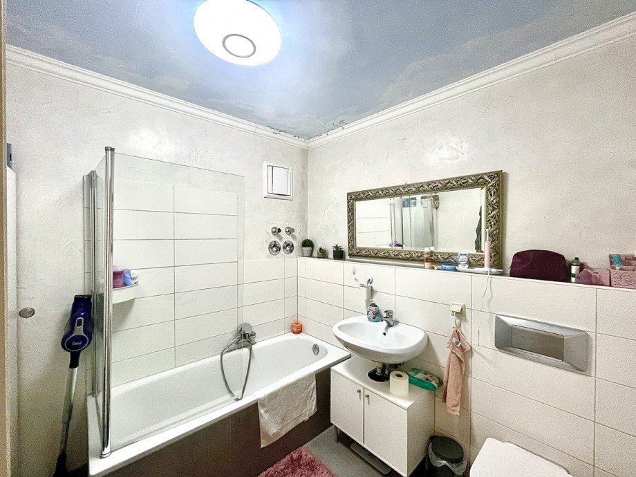 Wohlf�hlbad Erdgeschosswohnung Gro�-Zimmern