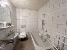 Bad EG Renovierungsbed�rftiges Ein- Zweifamilienhaus mit Fernblick in Ro�dorf