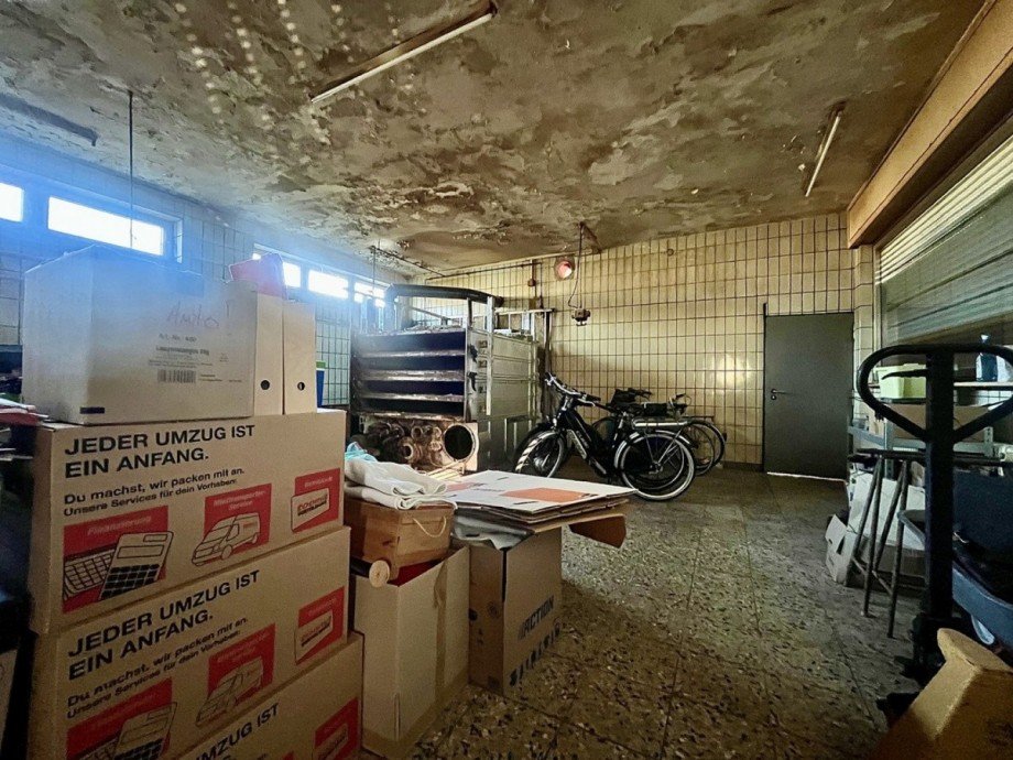 Backstube ehemalige B�ckerei Mehrfamilienhaus Griesheim