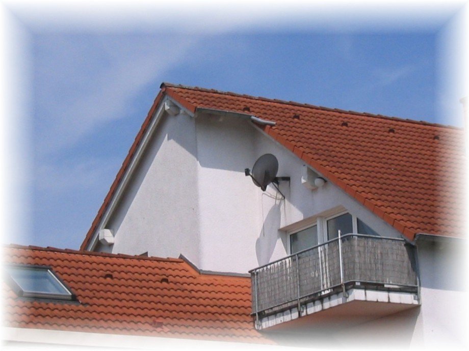Au�enansicht mit Balkon Dachgeschosswohnung Dieburg