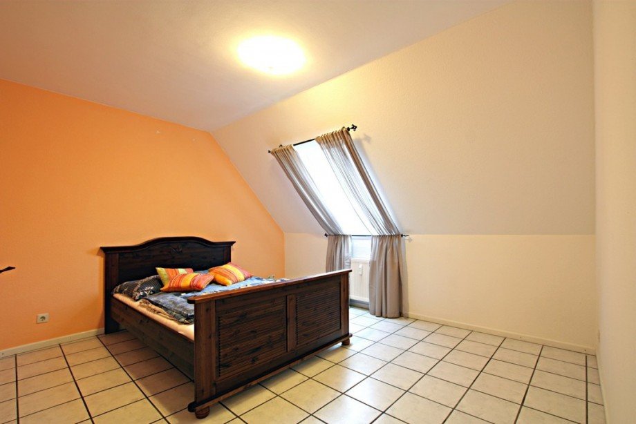 Schlafzimmer Etagenwohnung Dieburg