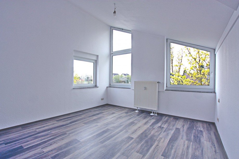 Schlafzimmer 2 DG Maisonettewohnung Gro�-Zimmern