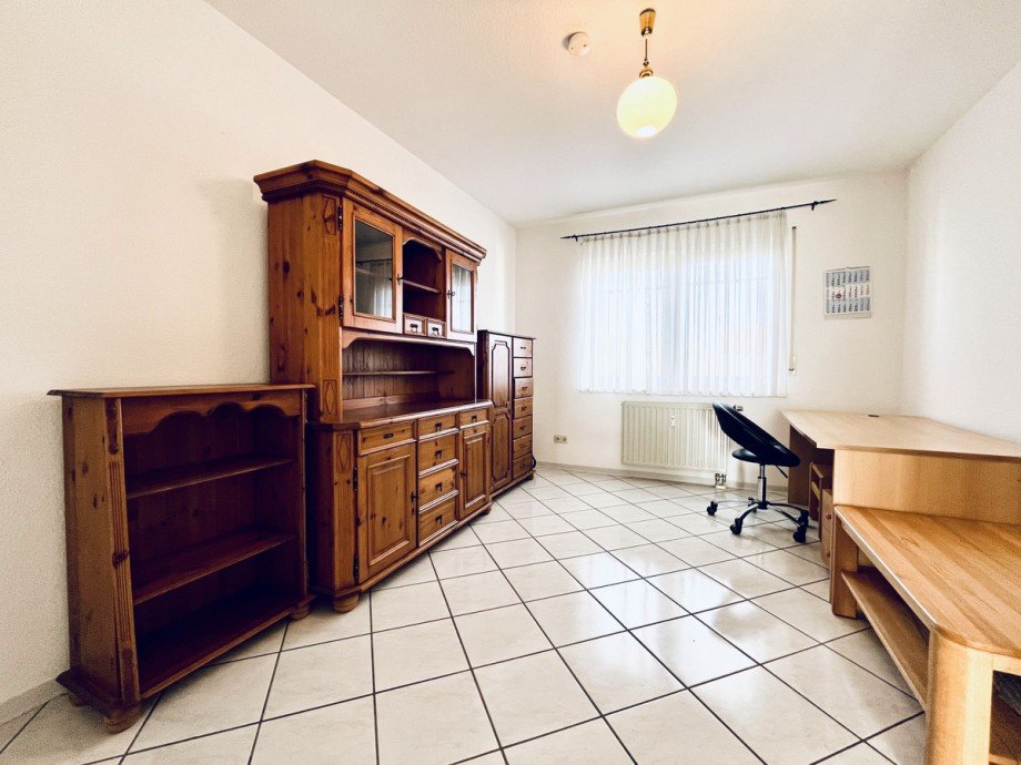 Kinderzimmer/Arbeitszimmer Wohnung Gro�-Zimmern