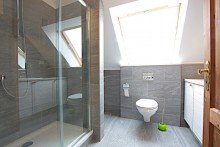 Duschbad im DG 3-Zimmer-Wohlf�hl-Oase mit ca. 100 m� Wohnfl�che in Otzberg/Lengfeld