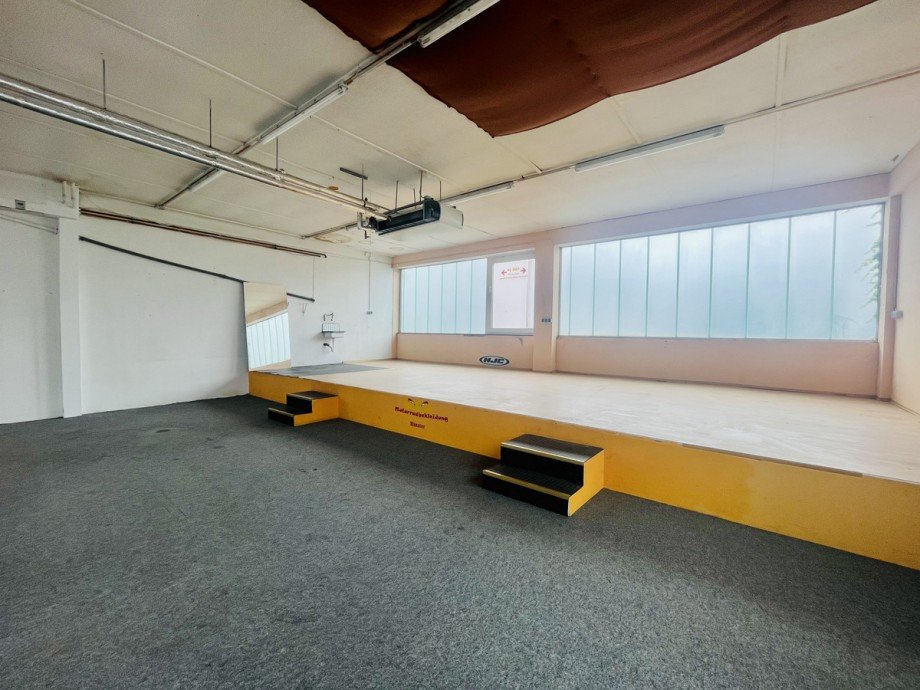 Halle Lager M�nster