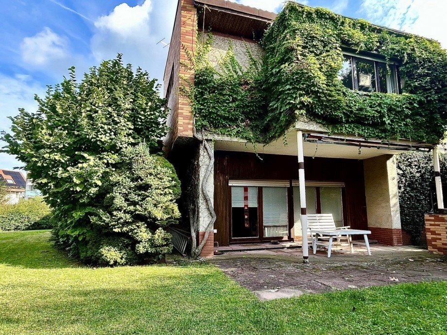 R�ckansicht Einfamilienhaus Gro�-Zimmern