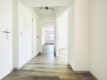 Flur Dieburg: schicke 3-Zimmer-Wohnung mit Balkon und Tiefgaragenstellplatz