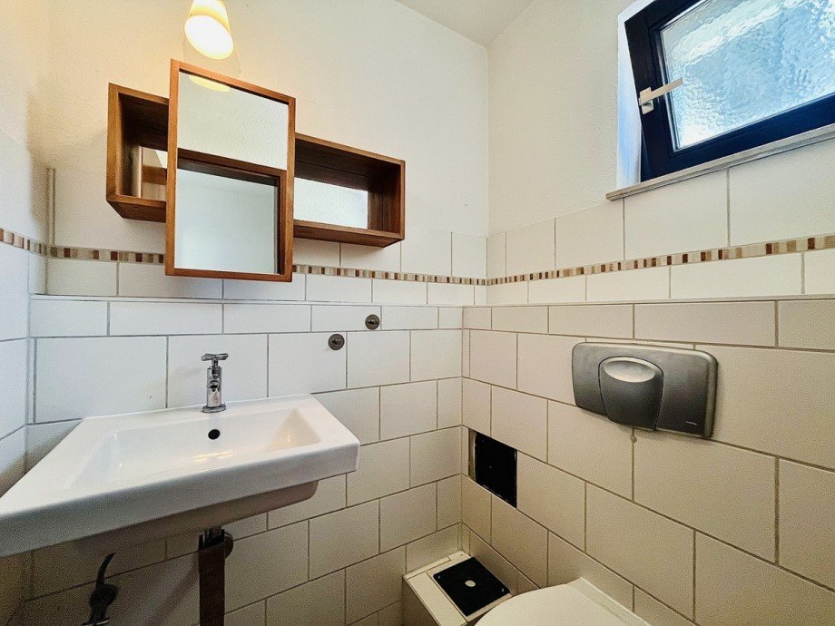 G�ste-WC Reihenendhaus Klein-Umstadt