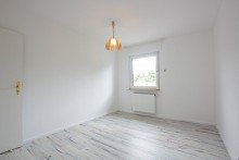 Zimmer EG Freistehendes Einfamilienhaus auf sonnigem Grundst�ck mit Garage- frisch renoviert