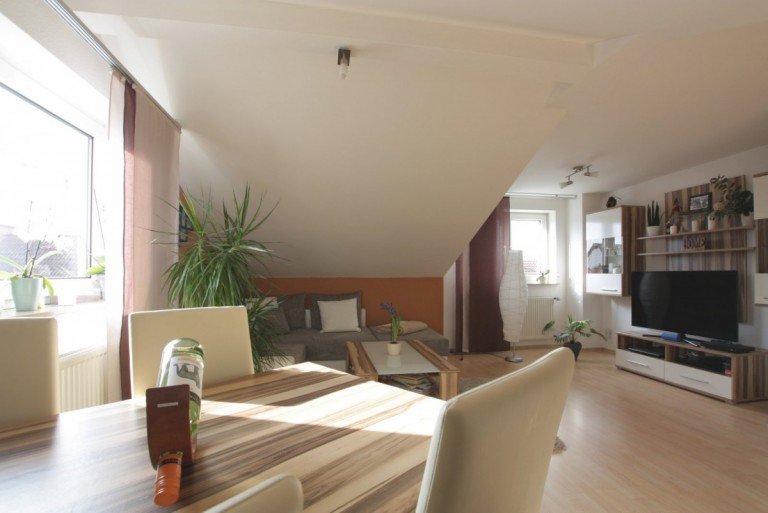 Wohn-(T)raum Gro�-Zimmern Wohnung Charmante 2-Zimmer-Wohnung