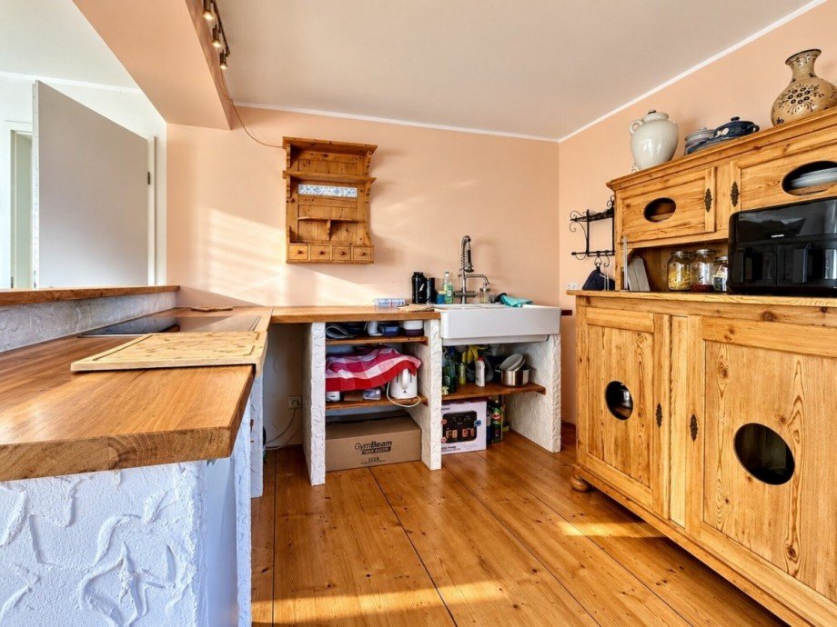 Wohnung 2 K�che Mehrfamilienhaus Griesheim