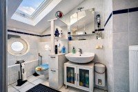 Bild (96d2d4326621fdbc2fb694cef7f90526): 3-Zimmer-Maisonette- Wohnung in Gro�-Zimmern mit TG-Stellplatz.