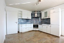 K�che Extragro�e 2-Zimmer-Wohnung mit Wintergarten, Garten und Garage