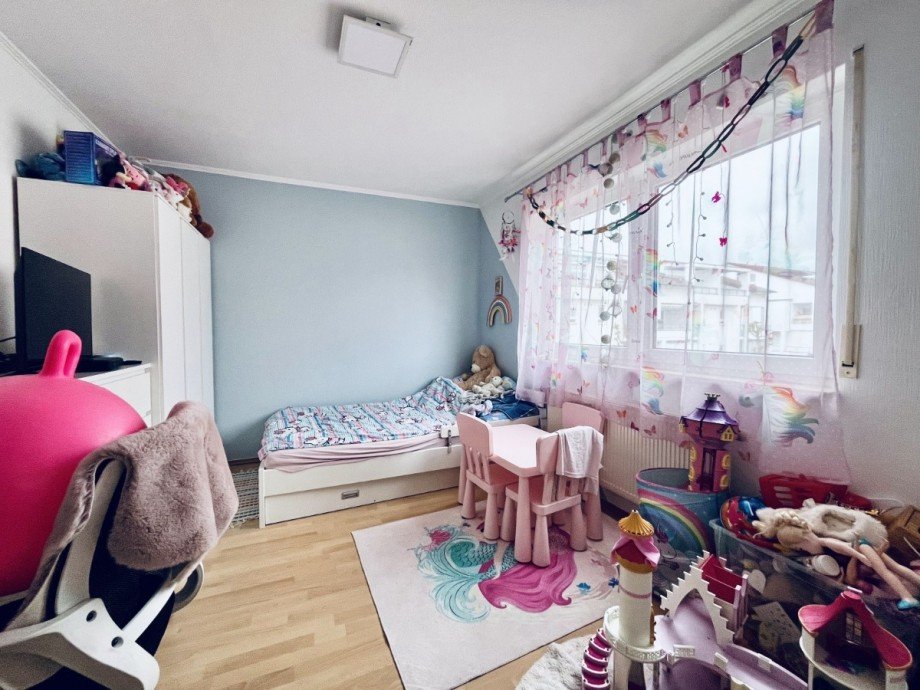 Kinderzimmer Etagenwohnung Ro�dorf