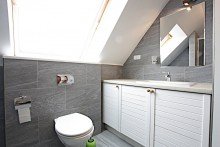 Duschbad im DG 3-Zimmer-Wohlf�hl-Oase mit ca. 100 m� Wohnfl�che in Otzberg/Lengfeld
