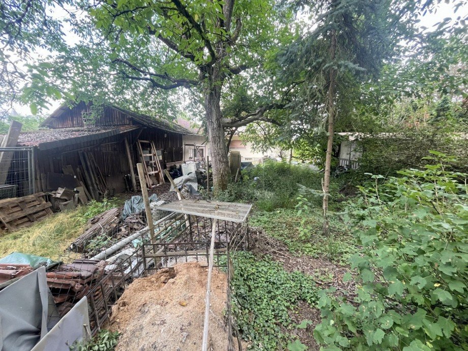 Garten Zweifamilienhaus Hasselroth-Neuenha�lau