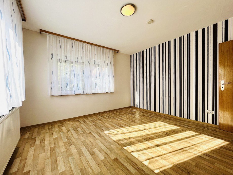 Zimmer OG Einfamilienhaus Ro�dorf