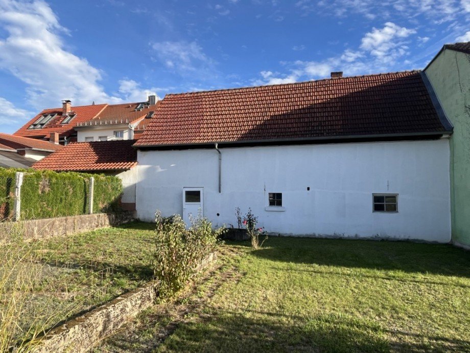 R�ckseite Scheune Gartenseite Einfamilienhaus Gro�-Bieberau