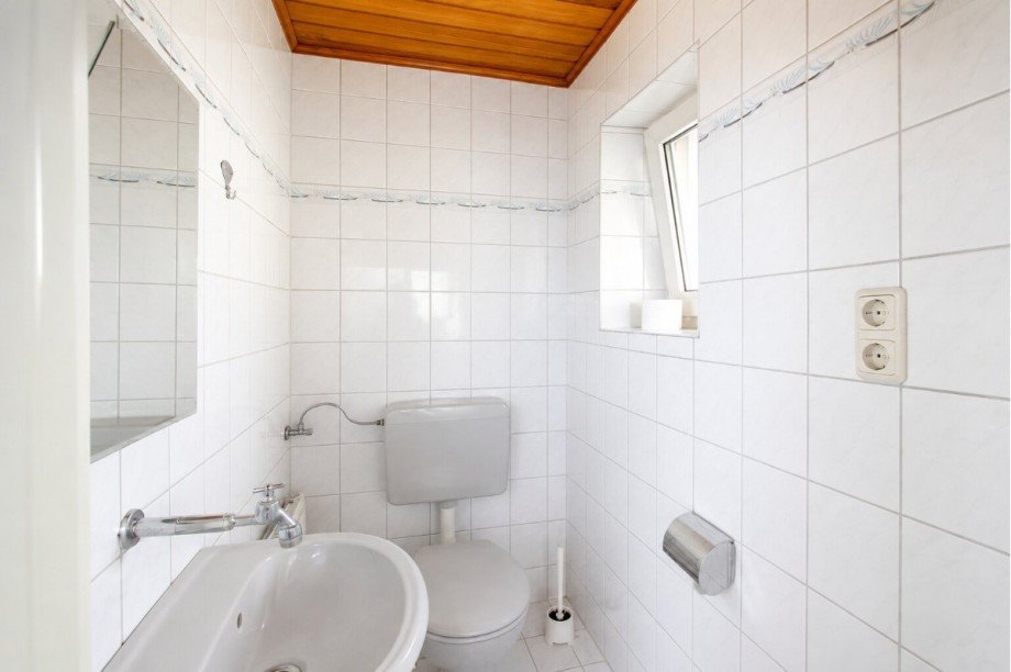G�ste-WC Erdgeschosswohnung Reinheim