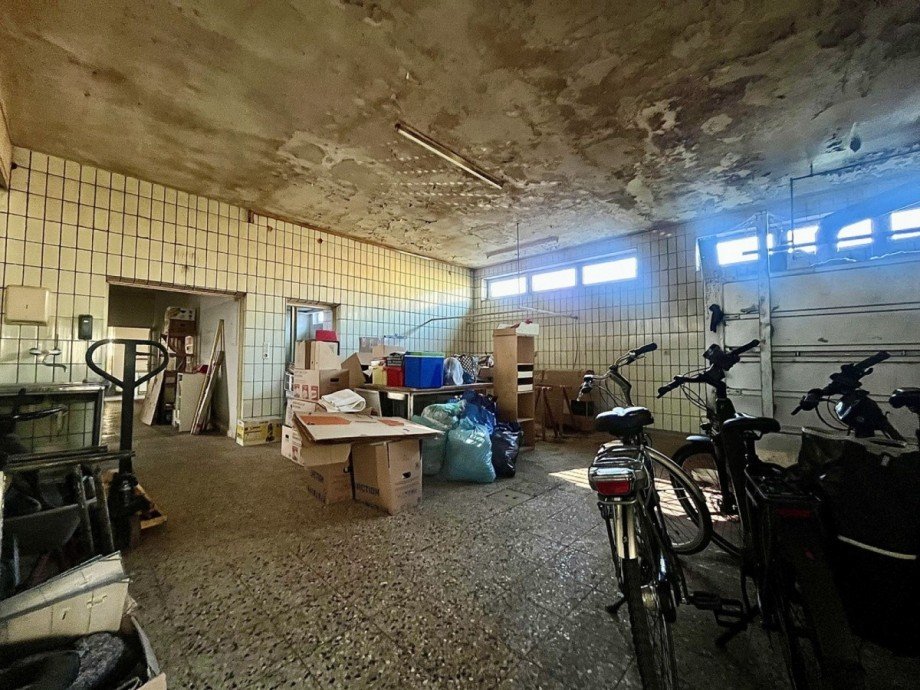 Backstube ehemalige B�ckerei Mehrfamilienhaus Griesheim