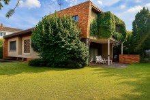 Ansicht vom Garten aus Bauhaus-Einfamilienhaus mit 1.220 m� Grundst�ck ? viel Potenzial in Gro�-Zimmern