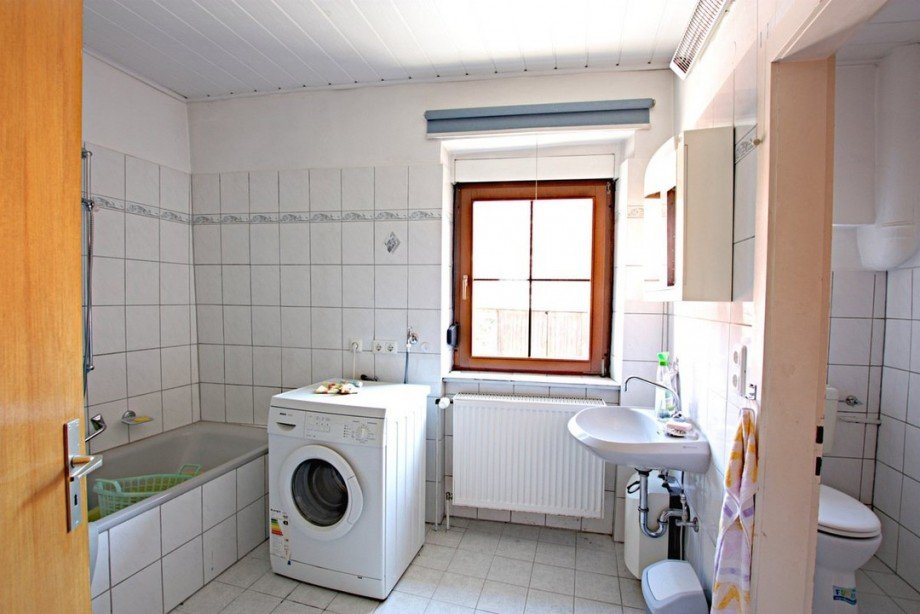 Bad im OG Einfamilienhaus Klein-Umstadt
