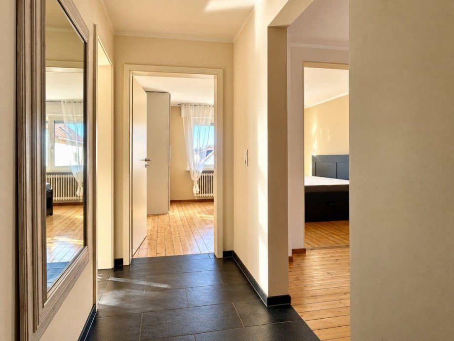 Wohnung 2 Eingang Mehrfamilienhaus Griesheim
