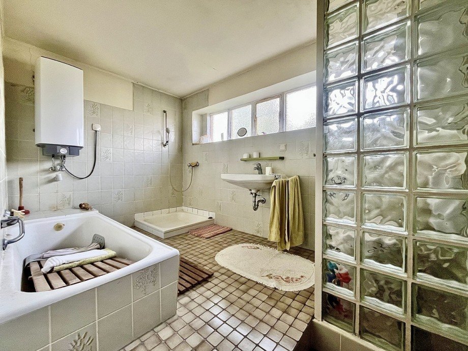 Bad DG Einfamilienhaus Gro�-Zimmern