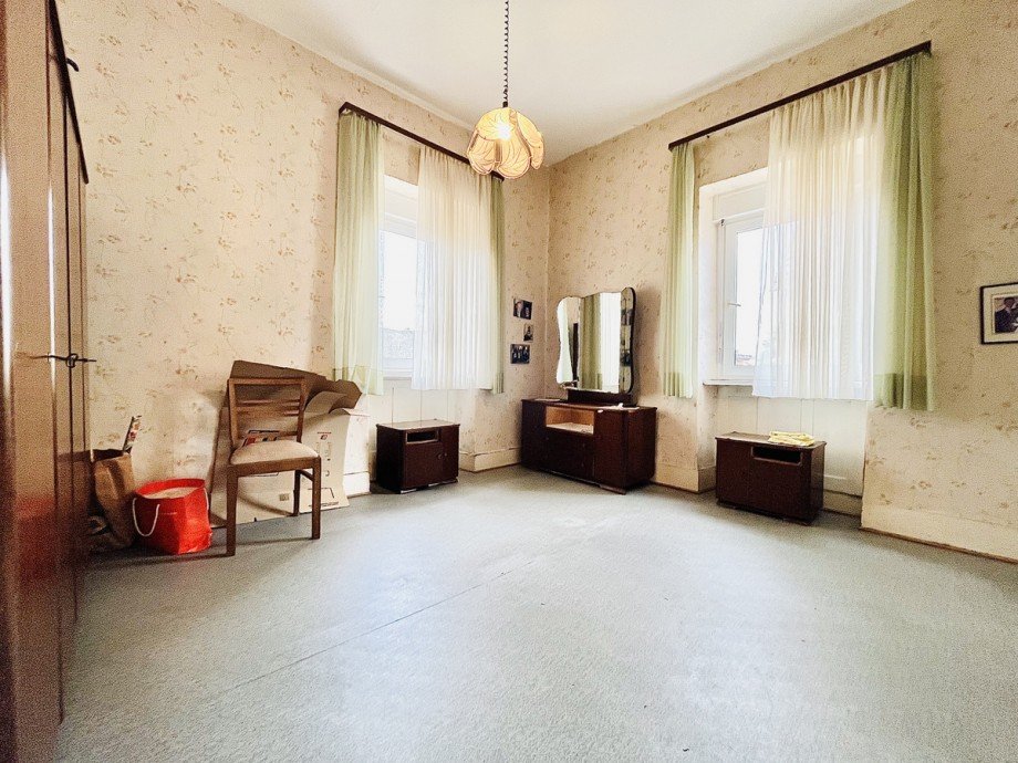 Zimmer OG Mehrfamilienhaus M�hlheim am Main
