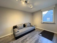 Zimmer DG Renovierungsbed�rftiges Ein- Zweifamilienhaus mit Fernblick in Ro�dorf