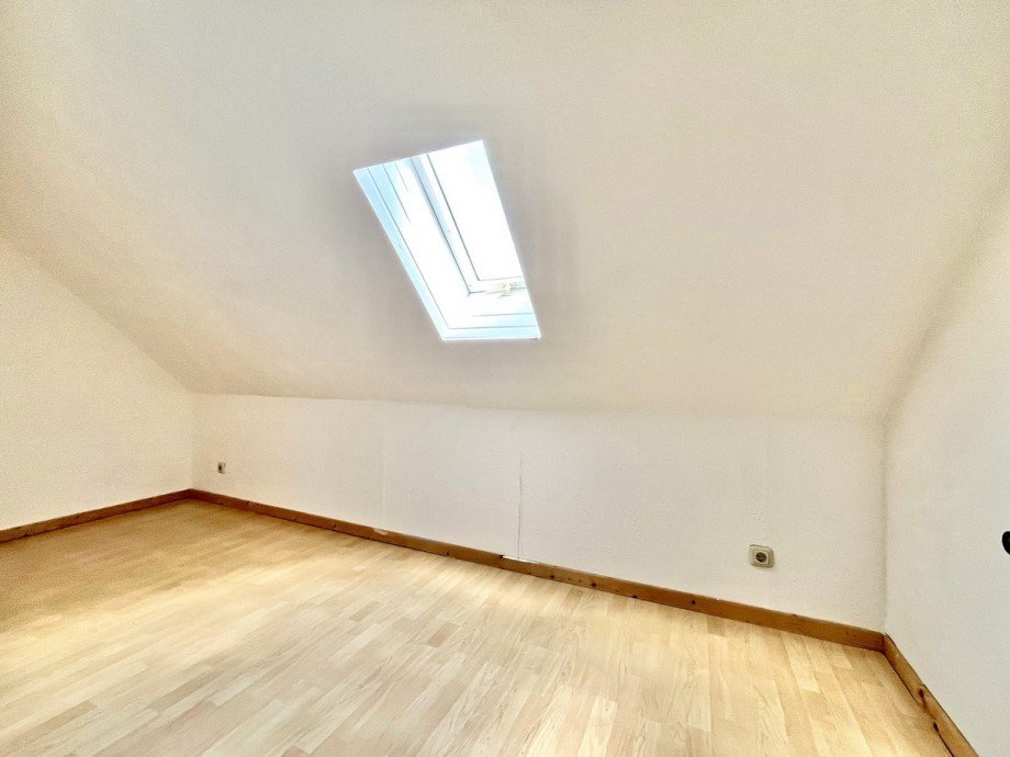 Home-Office/Abstellraum Dachgeschosswohnung Gro�-Zimmern