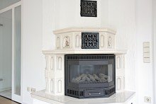 Kamin Freistehendes Einfamilienhaus auf sonnigem Grundst�ck mit Garage- frisch renoviert