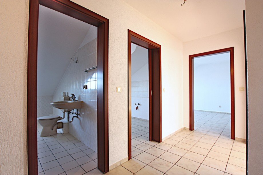 Flur Dachgeschosswohnung Gro�-Zimmern