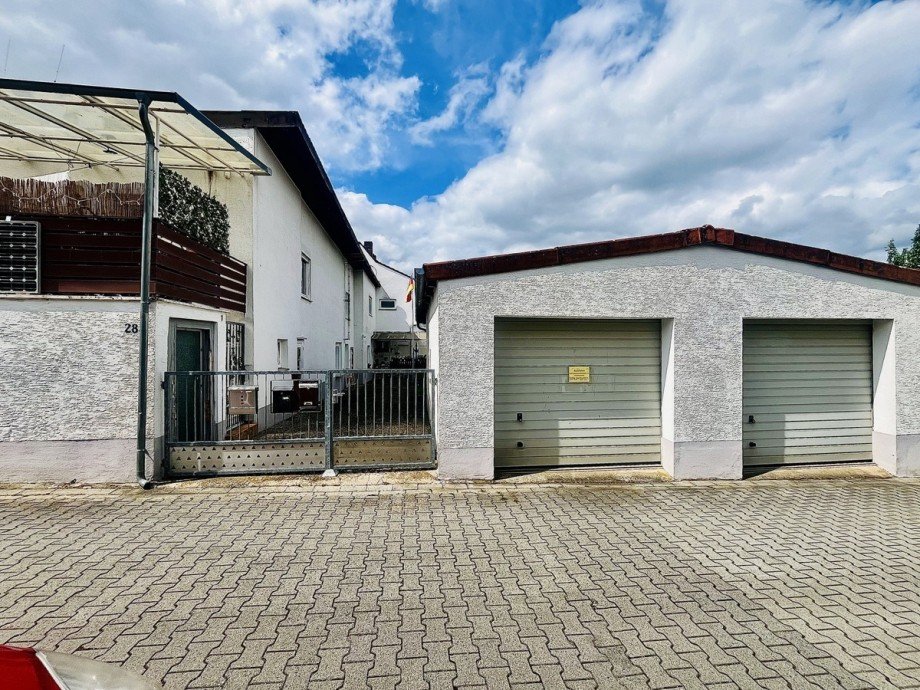 Anbau mit Garagen Mehrfamilienhaus Gro�-Umstadt