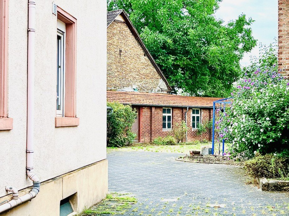 Hofzufahrt Mehrfamilienhaus M�hlheim am Main