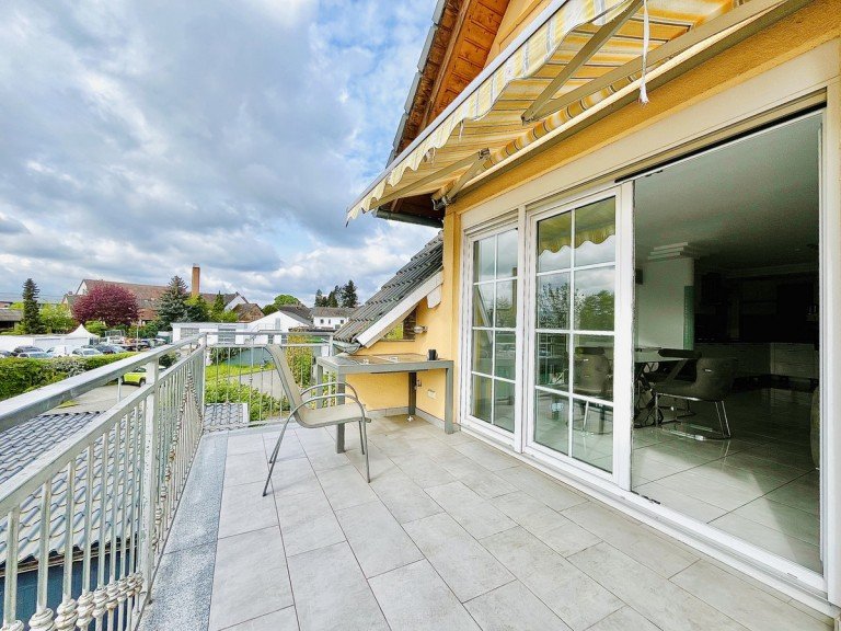 Balkon Babenhausen Maisonettewohnung Exklusive 3,5-Zimmer-Maisonettewohnung in Babenhausen